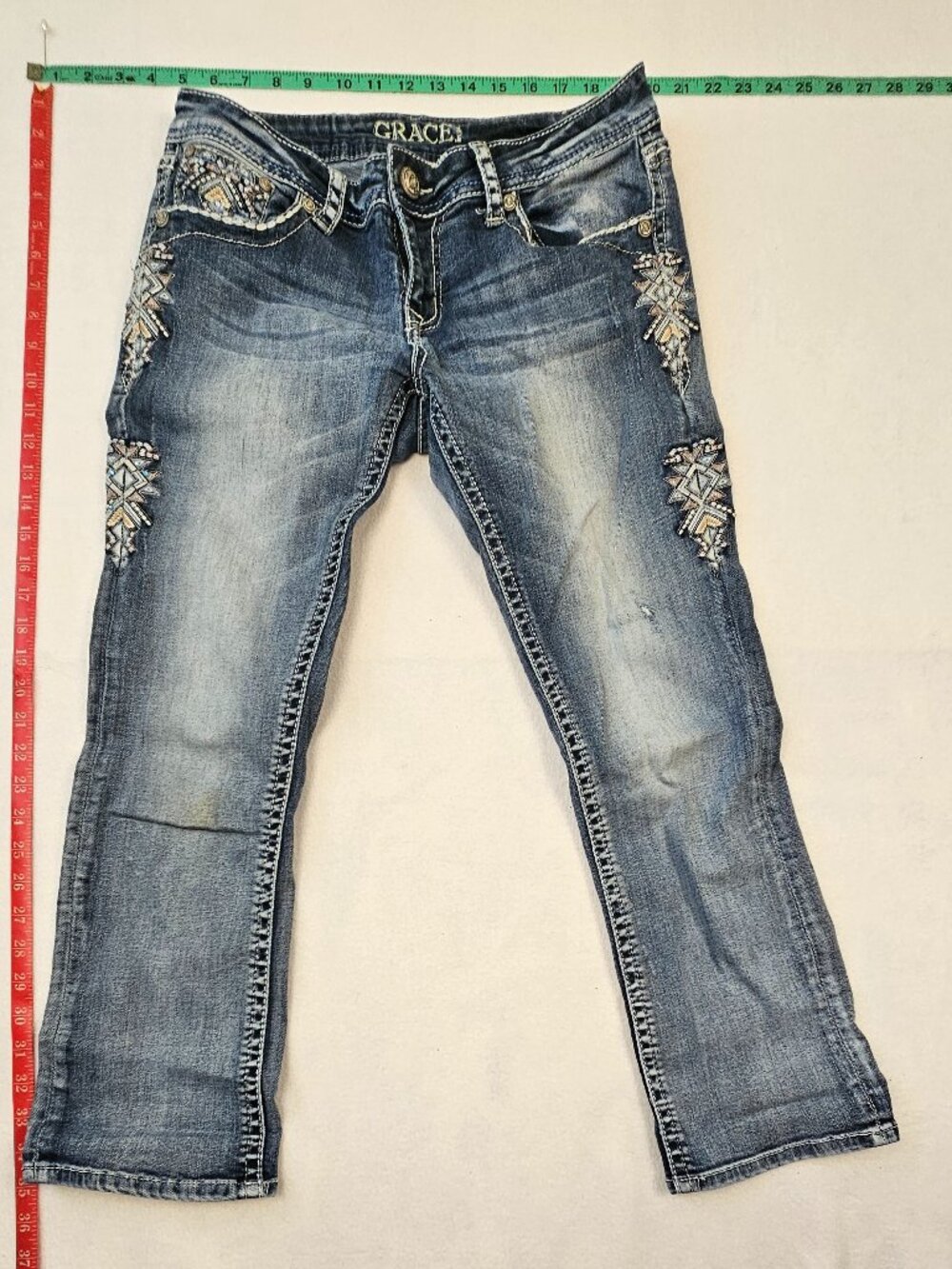 Grace in LA brand size 29 women's blue jeans intricate embellishments